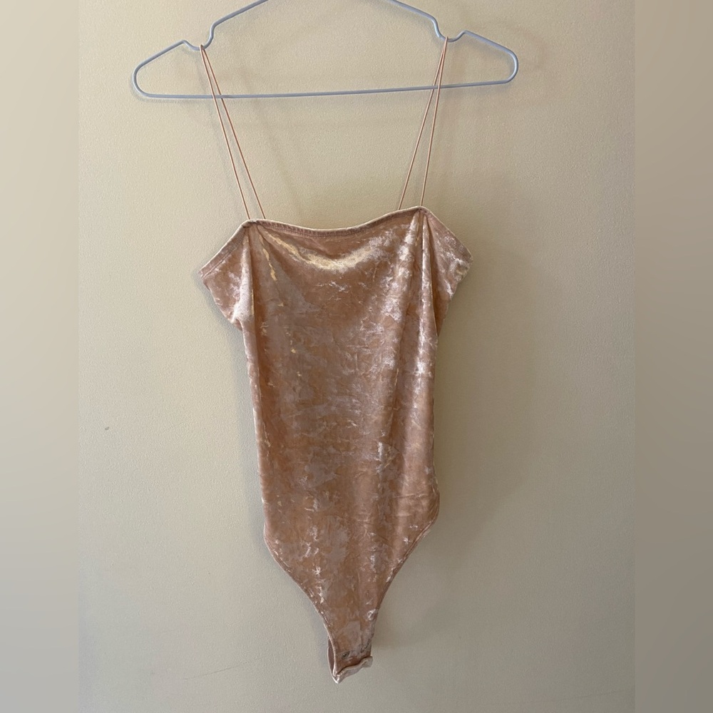 Velvet light pink Bodysuit from Garage